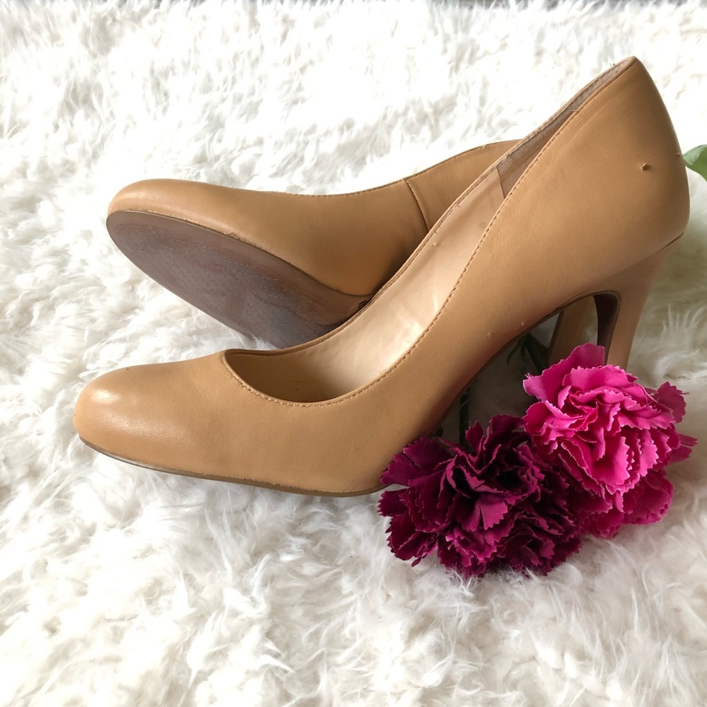 Jessica Simpson Tan Heels 👠